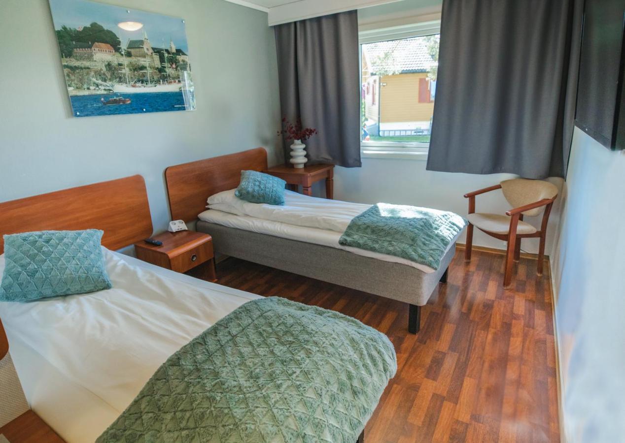 Twin Room,1264203412:JPEG